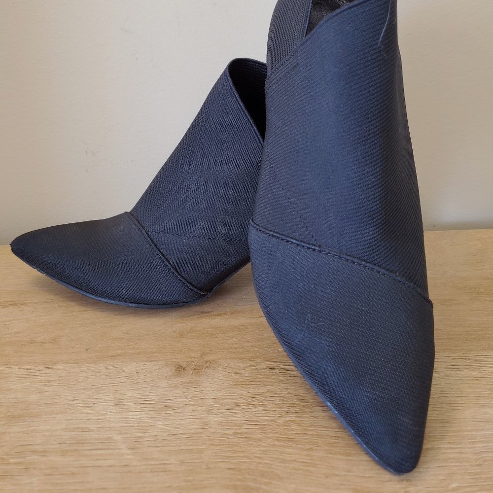 Adrianna Papell Women's Ankle Boots w/Stiletto Heels (Size 6.5M) Hardly Worn!